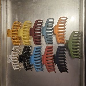 Hair clips